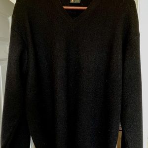 Bobby Jones 100% baby alpaca made in Peru like new